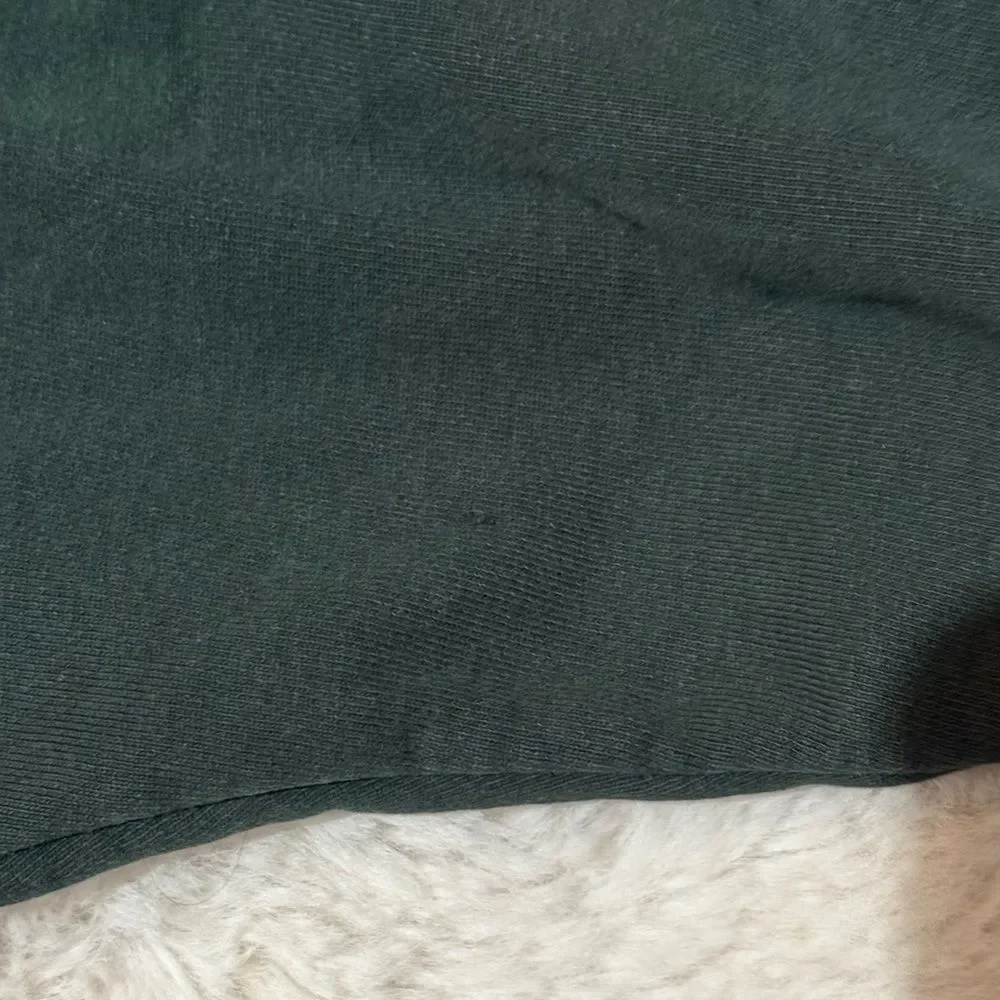 Brandy Melville John Galt Erica Aspen Crew Neck Sweater Forest Green One size - Picture 5 of 6